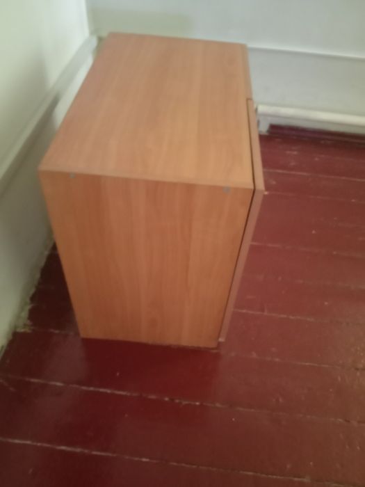 Тумбочка в прихожую