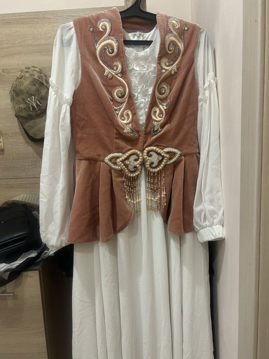 Қазақша көйлек кәжекеймен сатылады