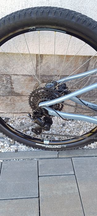 Vând Bicicleta Rockrider EXPL 500 roti 29  Cadru Aluminiu Ultra Noua
