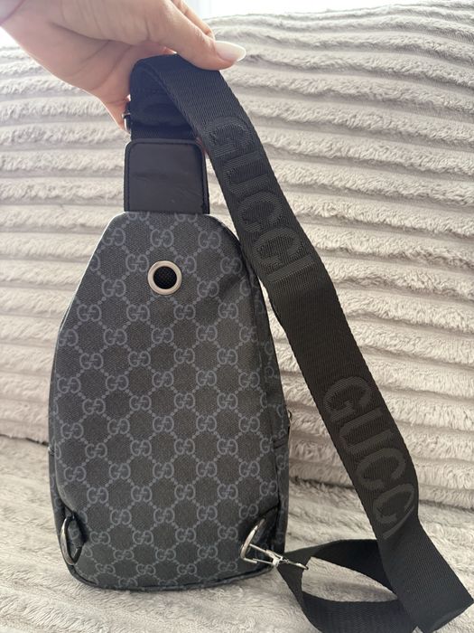 Geanta umar gucci