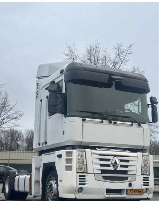 Авторазбор На Reno Magnum