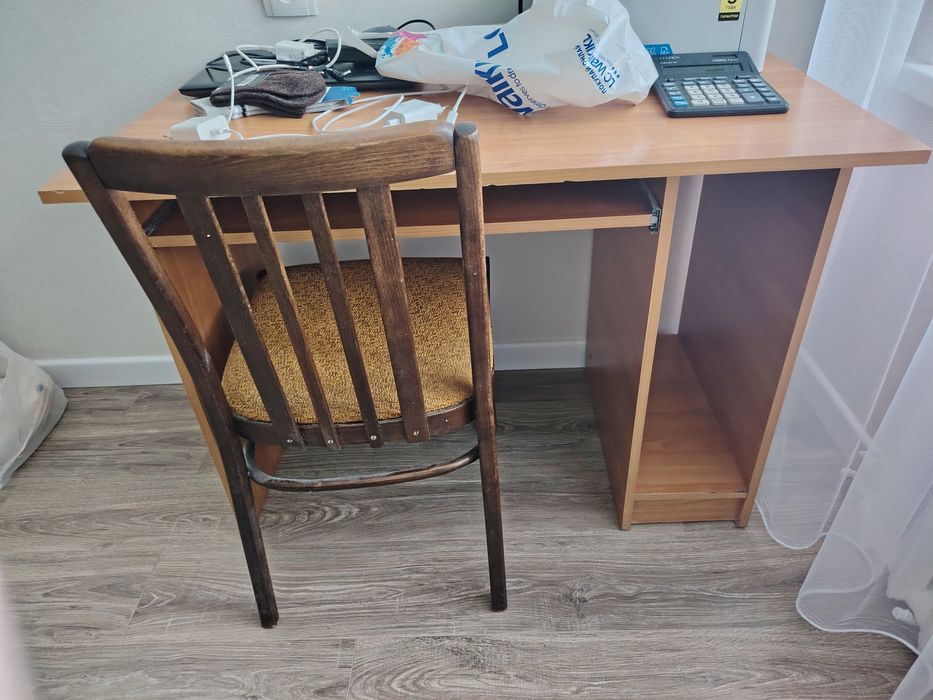 Продам стол в отличном качестве