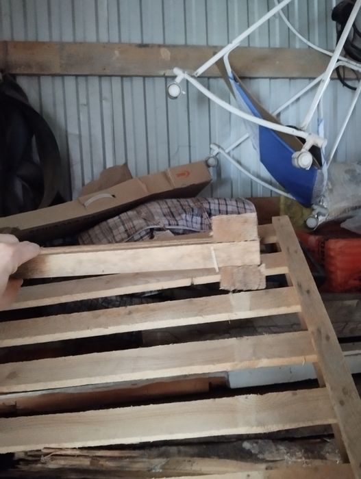 Палеты тонкие 8 штук