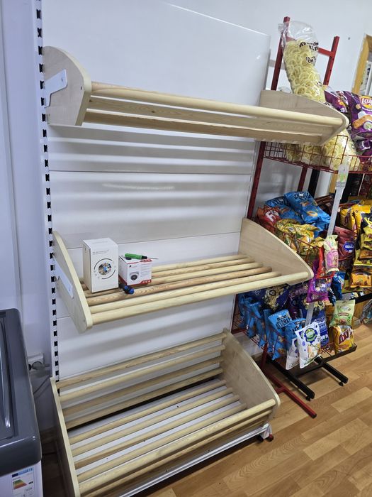 Продам полку для хлеба новую