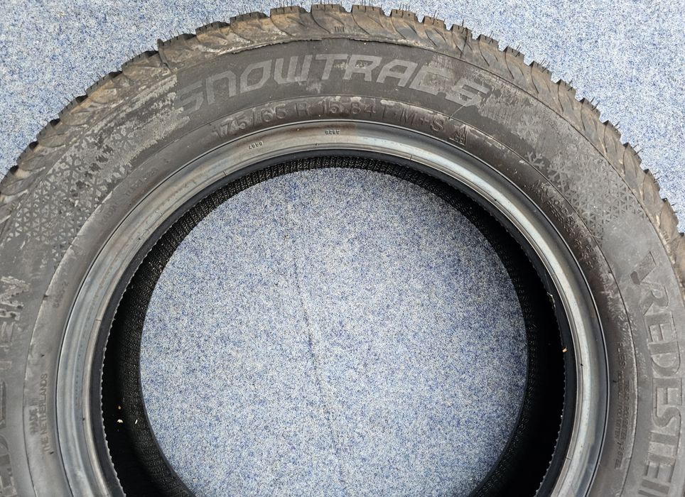 Cauciucuri De Iarna /Anvelope De Iarna 175- 65- 15'' M+S