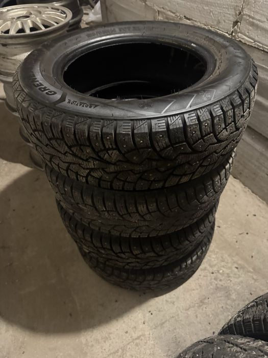 Зимние покрышки продам