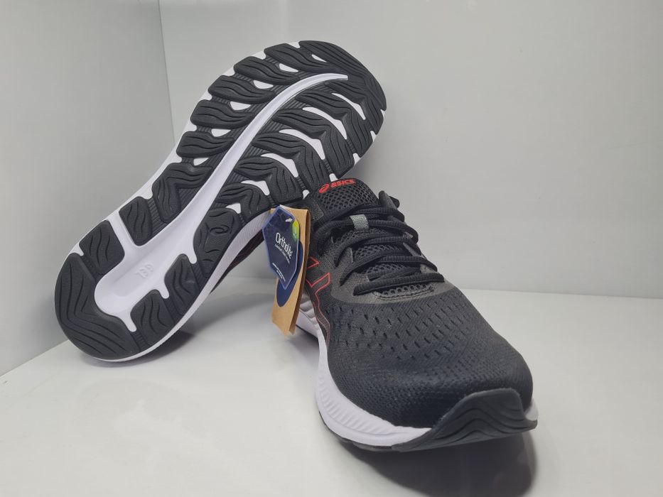 Маратонки Asics Gel-Excite 8

Чисто нови без кутия. 

Размер 48 стелка