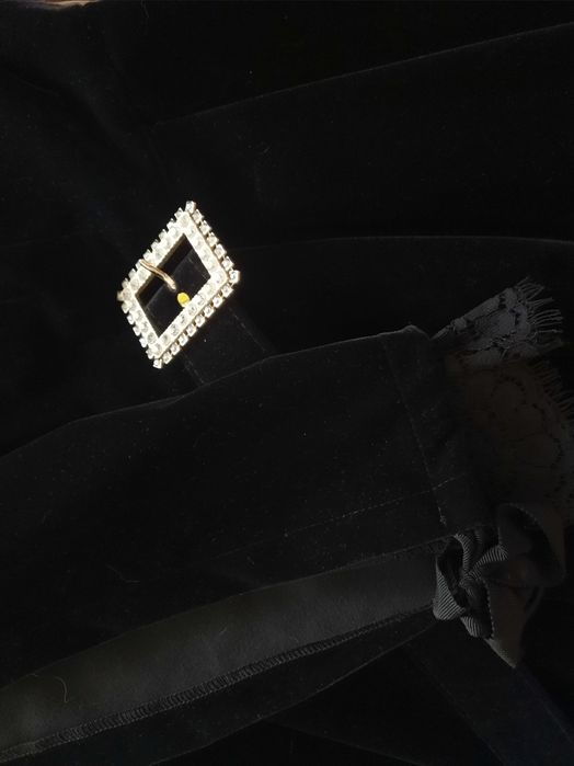 Baxmal koʻylak/ Вечернее бархатное платье