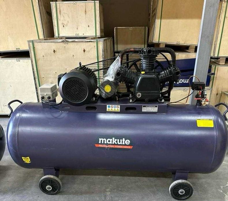 Компрессор "Makute" 500л