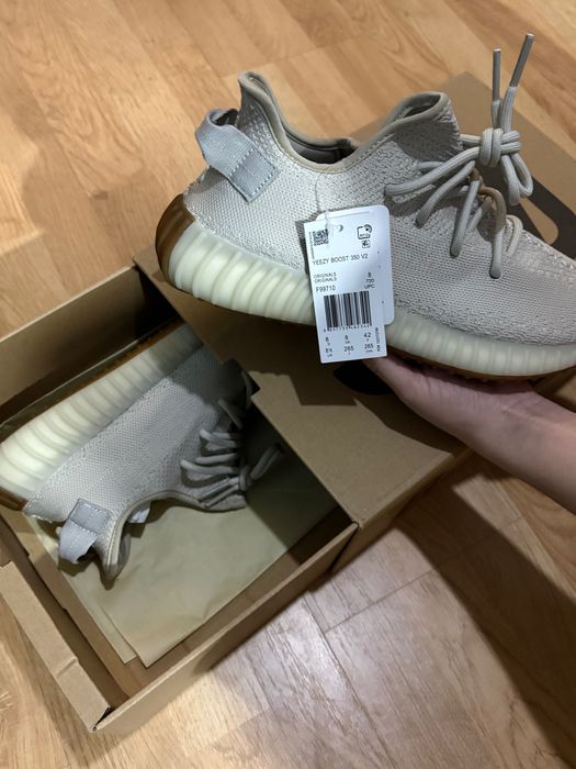 Yeezy 350 V2 Sesame