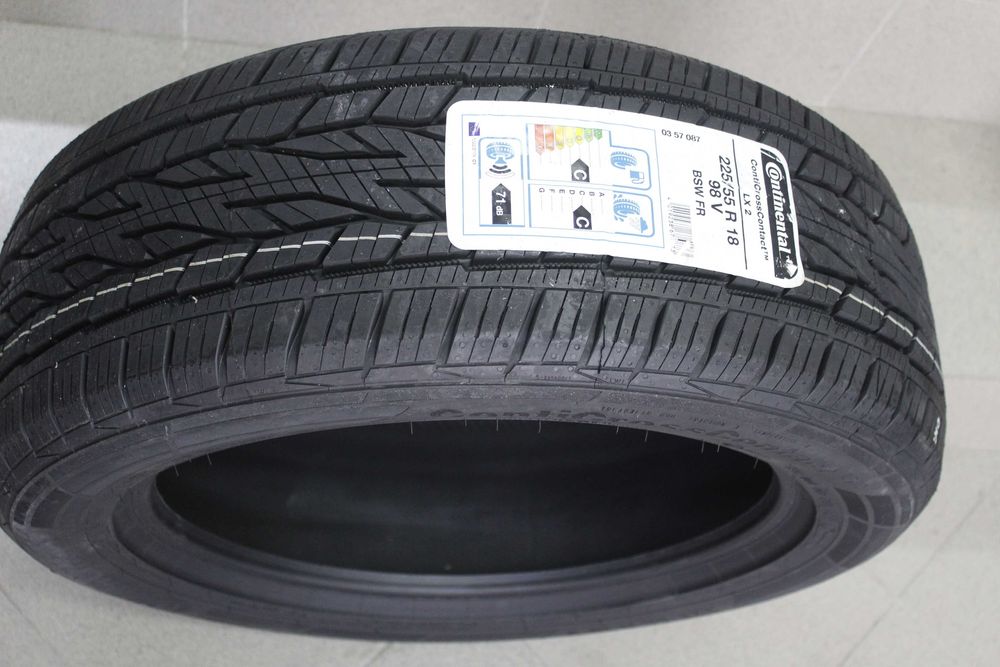 225/55-18 Continental Cross Contact