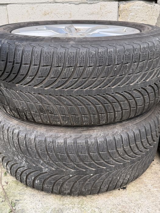 Vând 4 cauciucuri Michelin