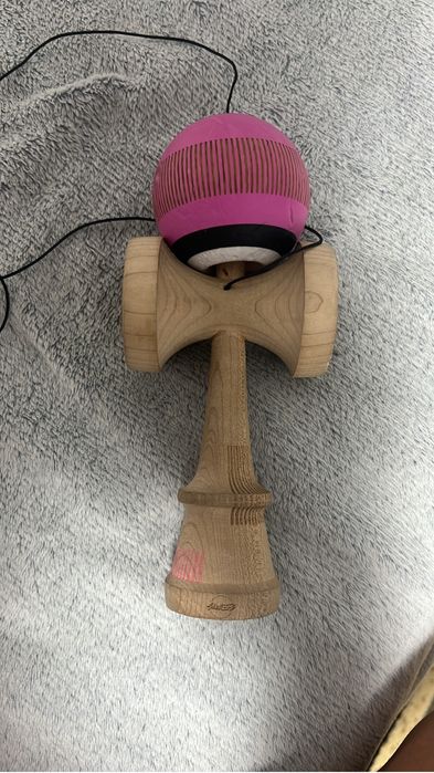 Kendama broken shape