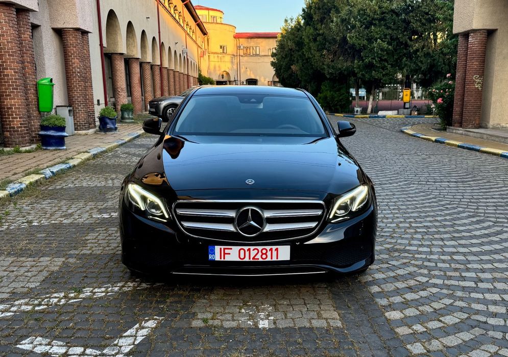 Mercedes-Benz E