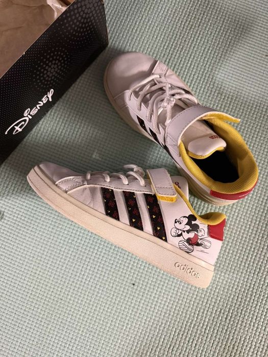 Детски обувки сандали , маратонки адидас 33