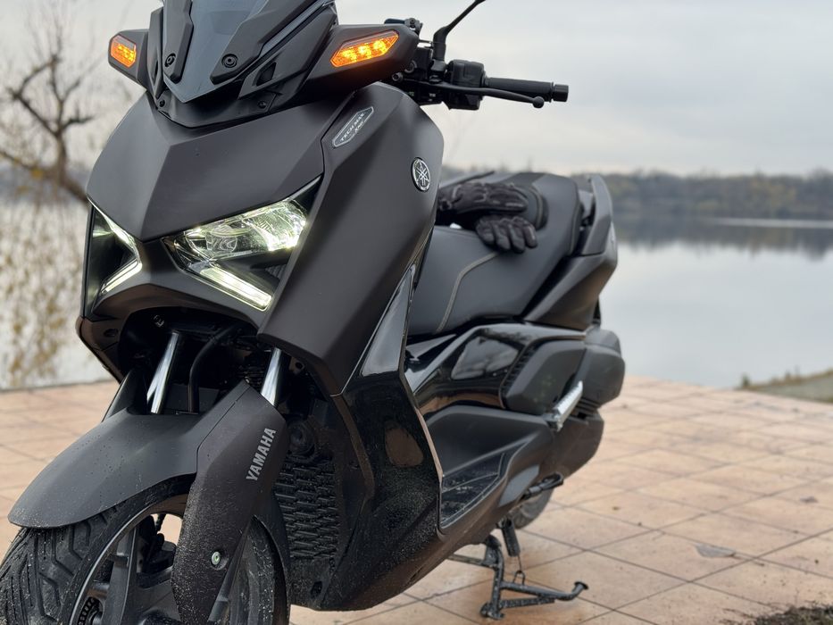 Scuter Yamaha Xmax 300 TechMax
