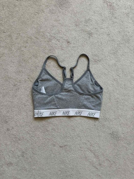 Дамско бюстие Nike