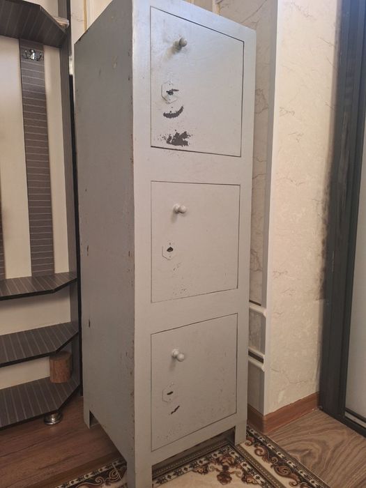 Seyf sotiladi sroshno