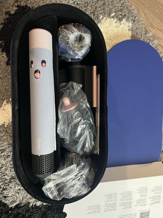 Dyson airwrap complete long special gift edition