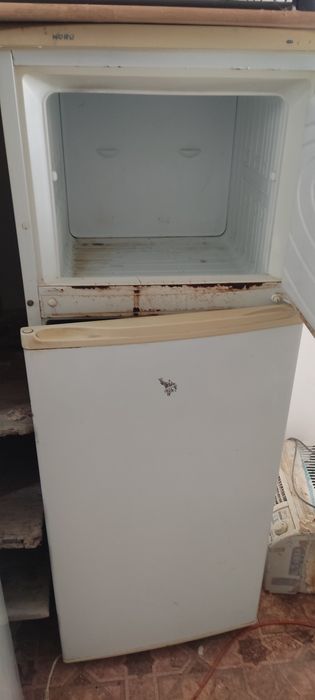 Продам холодилник