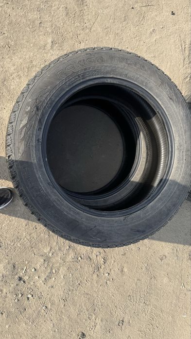 Зимние шыны Nokian 245/55/19