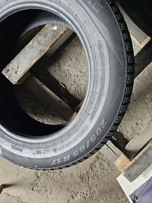 2 anvelope iarna 205 65 17 Pirelli 2025