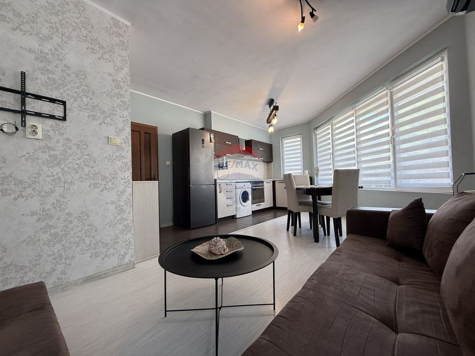 Дава се под наем Тристаен апартамент в Варна, Колхозен пазар - 60 кв.м за 510 € - Снимка #1