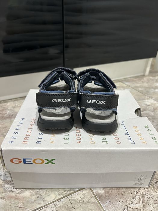 Детски сандали Geox