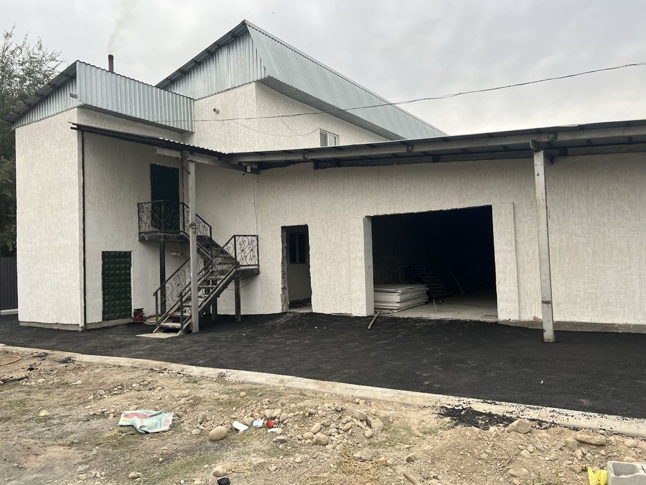 Сдам в аренду дом со складом