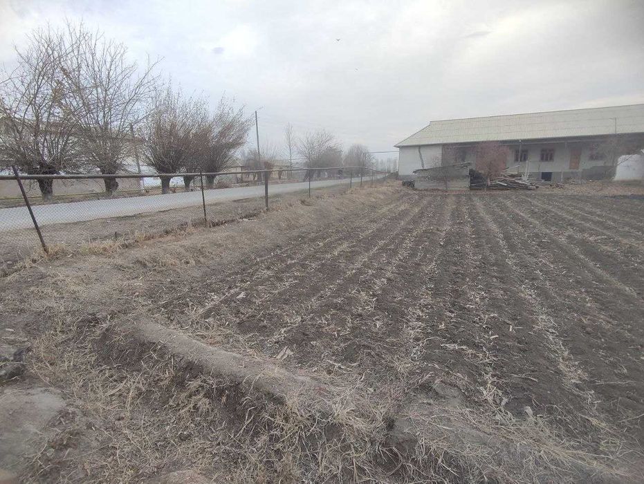 Продоётся земельный участо