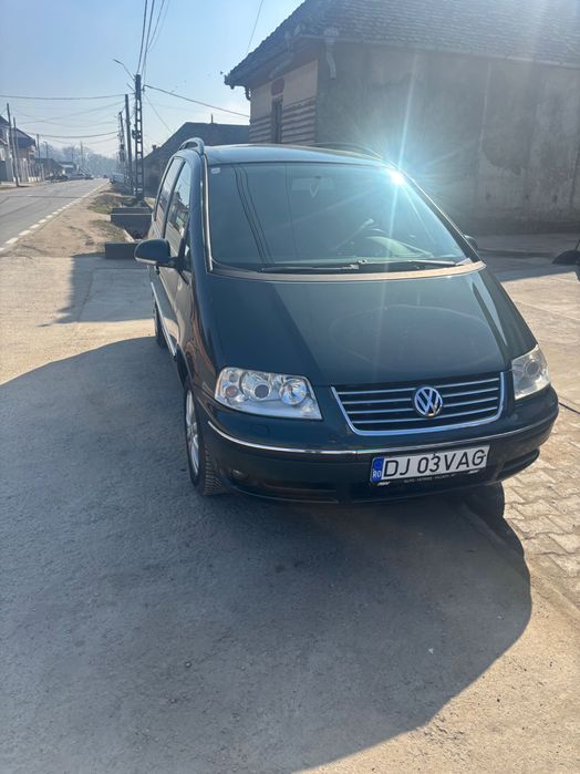 Vând sharan prim proprietar preț în euro