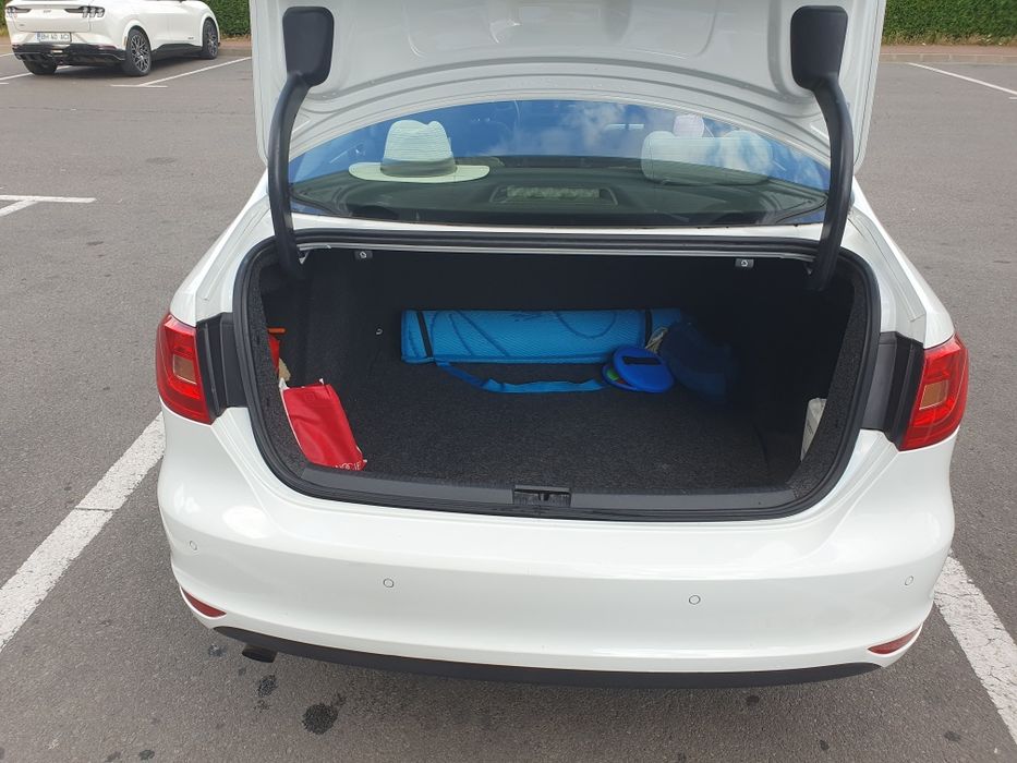 VOLKSWAGEN Jetta 2014 — imagine 5