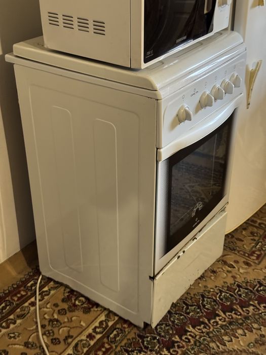 Gaz plita greta yangidek turipti sotiladi