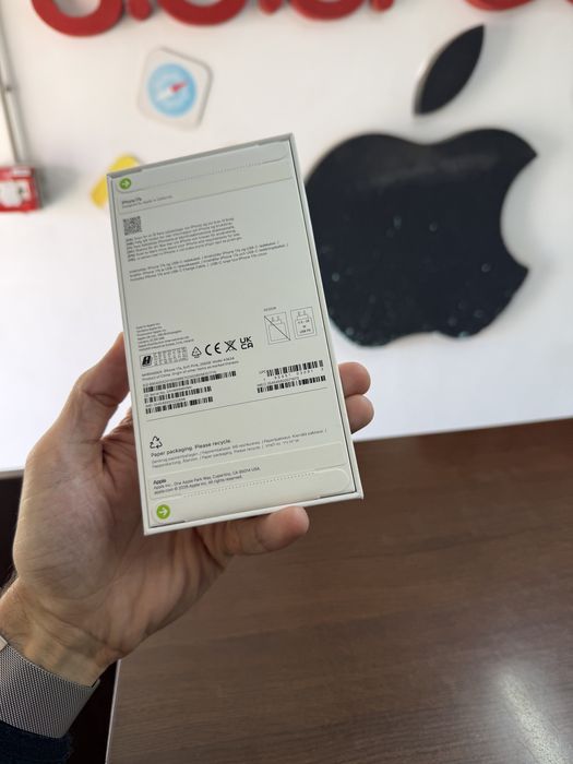 Vand Iphone 17e 256Gb Nou(Sigilat)