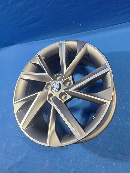 1 Janta Aliaj 5x112 18'' OEM Skoda Octavia RS VRS - 7.5J ET 51 CA NOUA