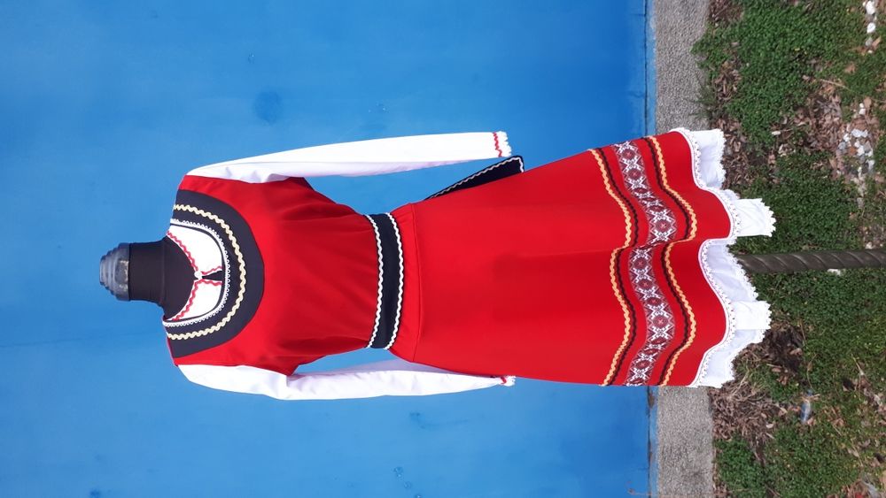 Тракийска женска носия-138 лв