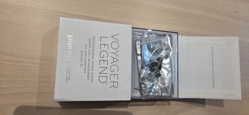Casca Bluetooth PLANTRONICS Voyager Legend, Black