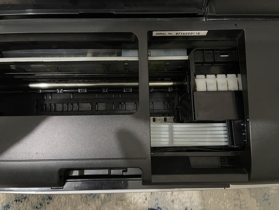 Продам цветной принтер Epson L805 wifi