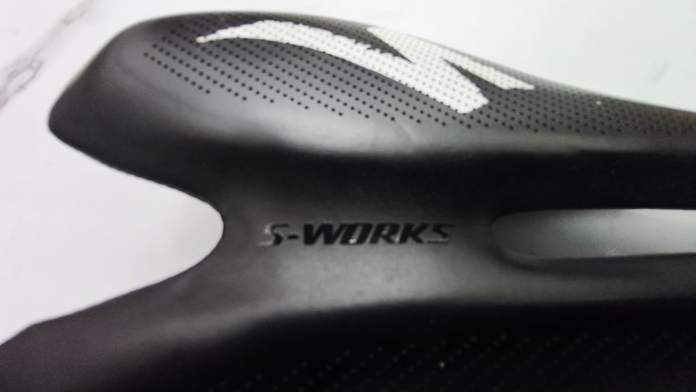 Продам седло S-Works carbon