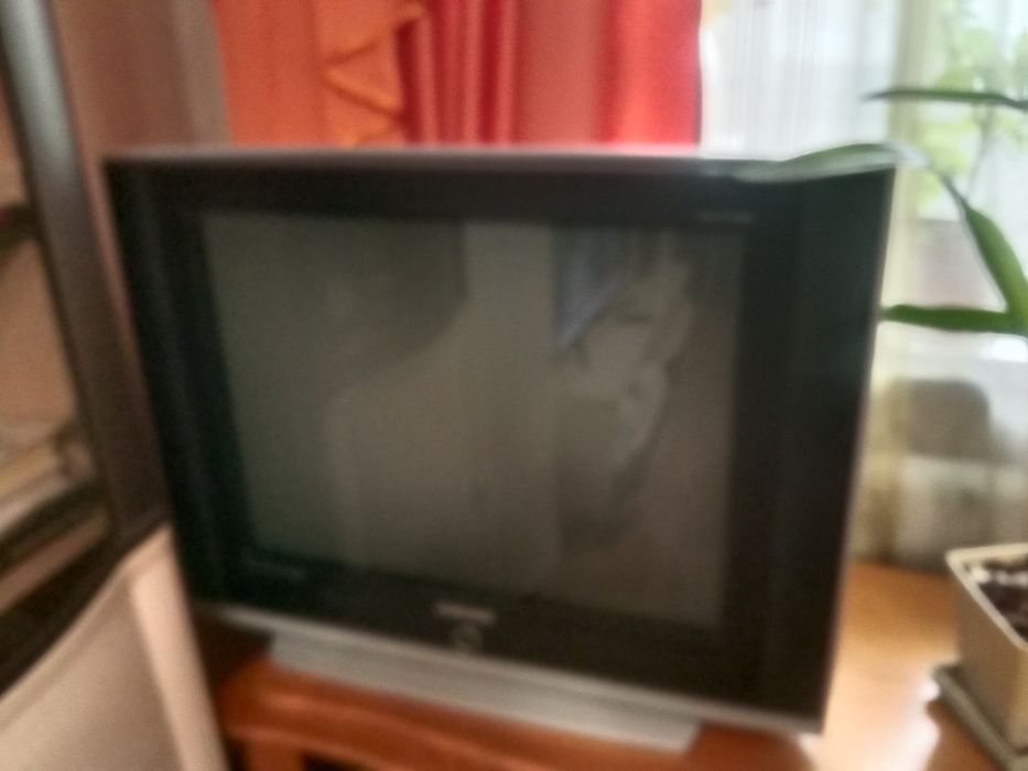 Телевизор Cамсунг d 72