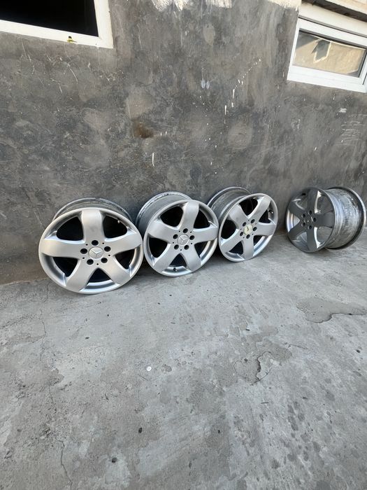 Диск Мерс размер 17