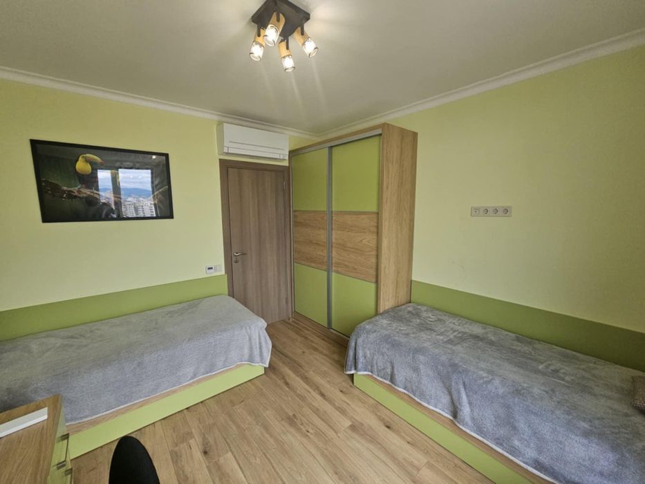 Дава се под наем Тристаен апартамент в София, Кръстова вада - 145 кв.м за 1500 € - Снимка #11