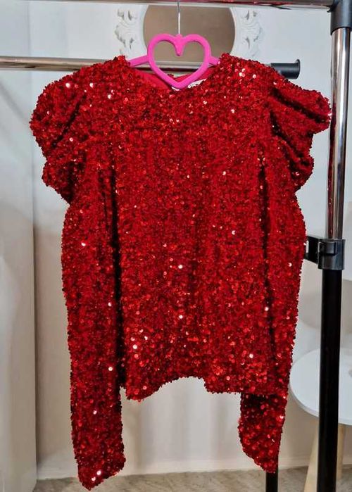 Blua rosie cu umeri bufanti si paiete superba, ceva deosebit