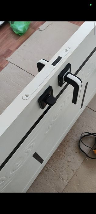 Установщик ДвЕрЕй.