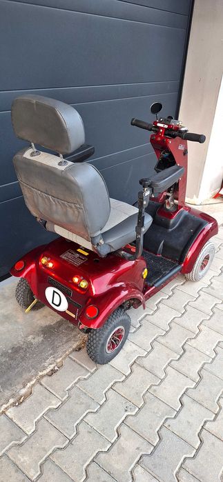 Продавам количка за възрастни