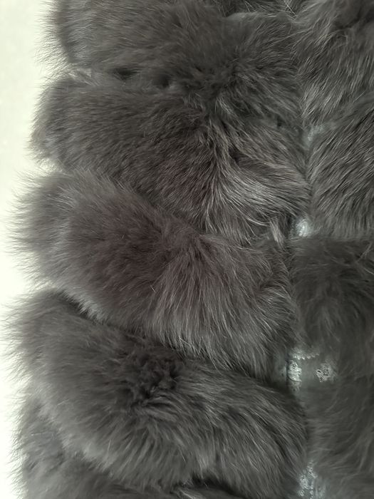 Продам жилктку из песца