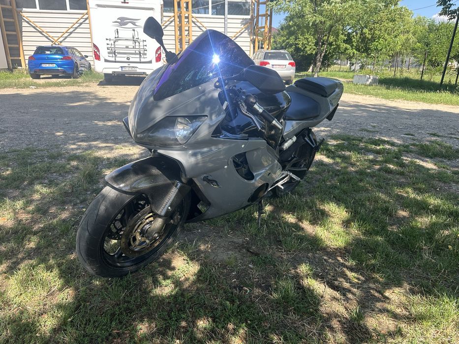 HONDA CBR 600 F4 2004