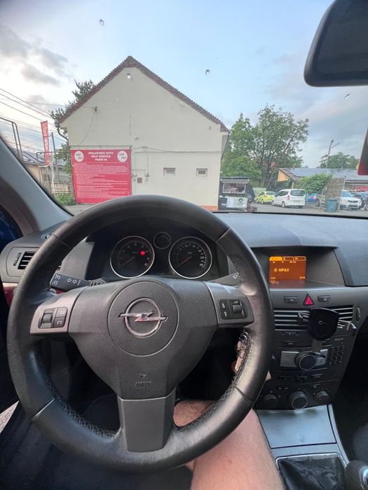 Opel Astra H / Panoramic