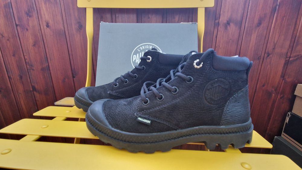 Ghete Palladium piele