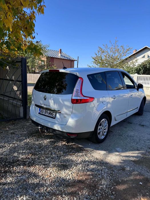 RENAULT Grand Scenic 2012 — imagine 3